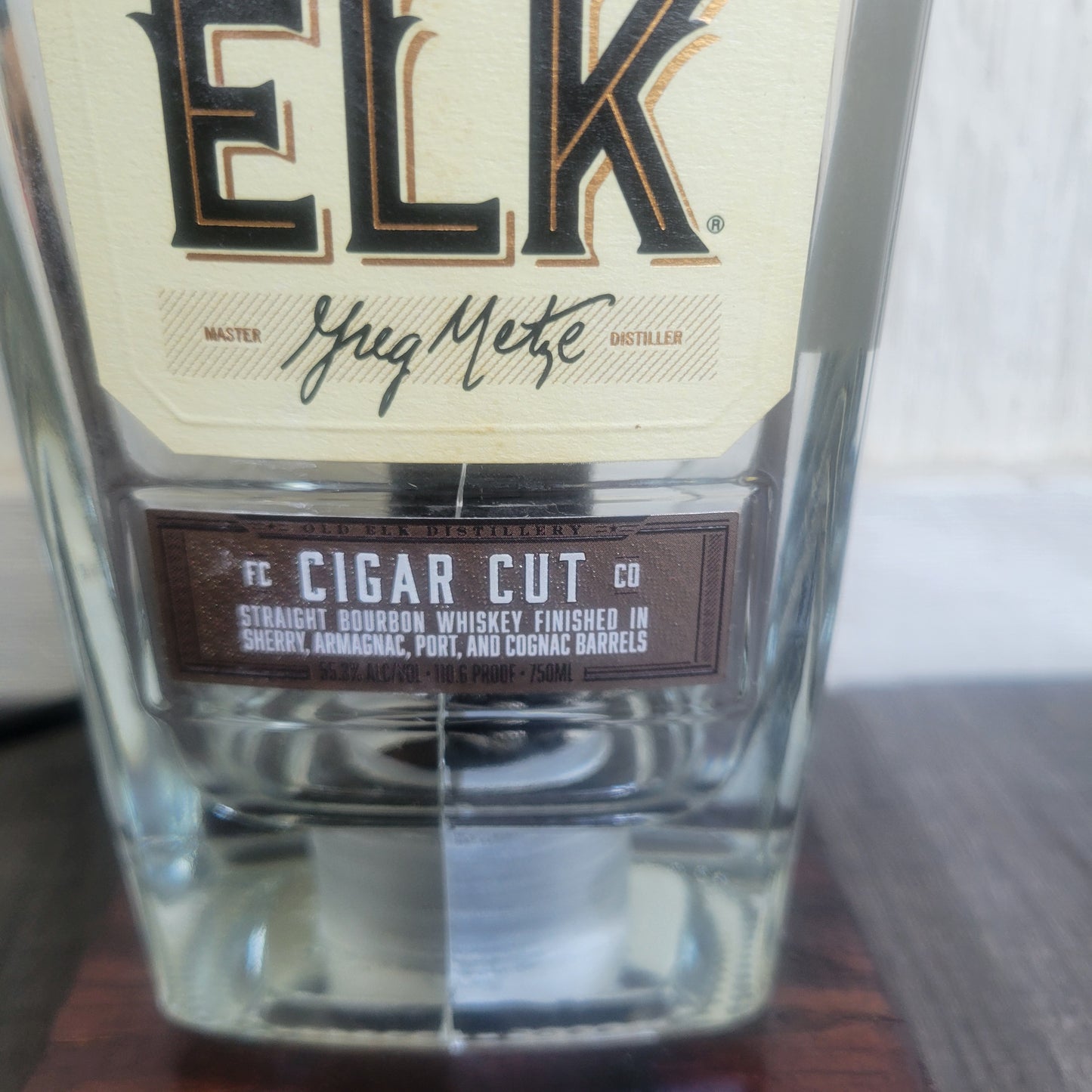 *Old Elk Cigar Cut
